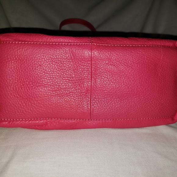 Tommy Hilfiger Genuine Leather Bag - Picture 4 of 10